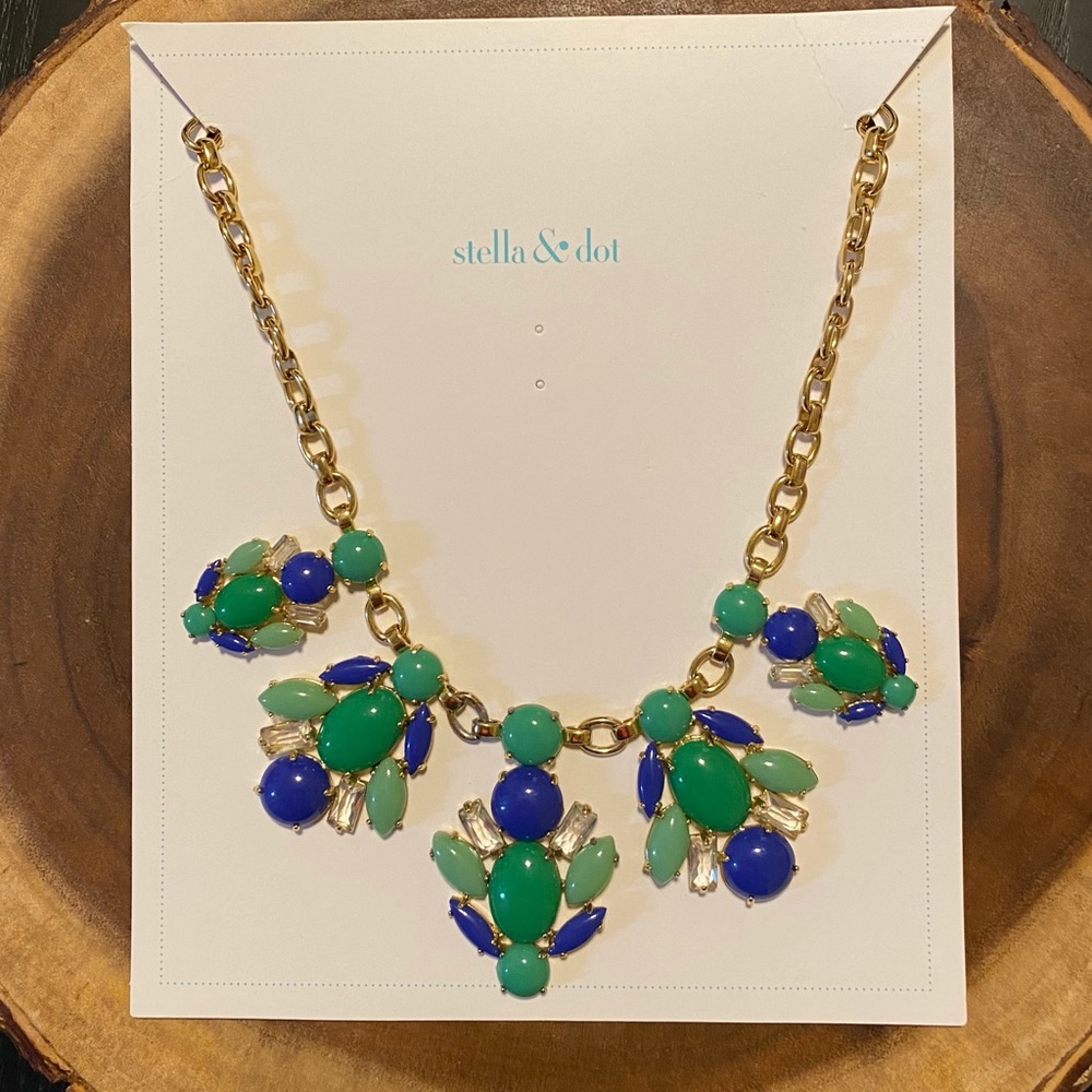 Stella & Dot statement necklace NEW